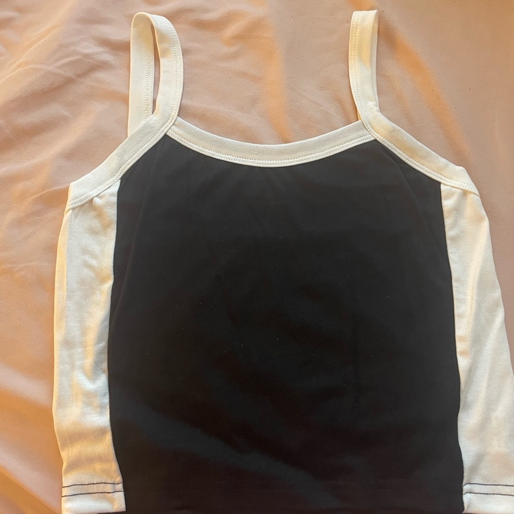 shein tank top medium black and white blocks